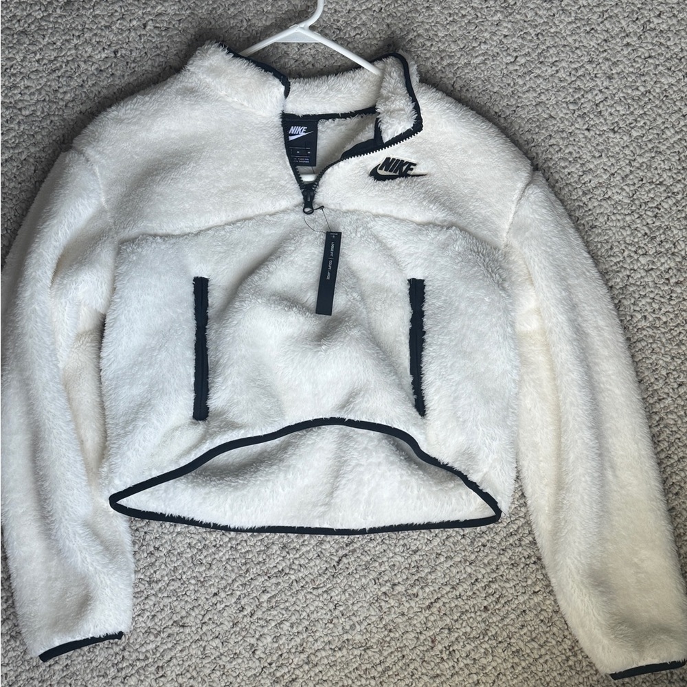 Nike Cropped Fleece Pullover NWT